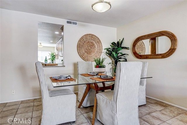 2105 Mathews Avenue 11, Redondo Beach, CA 90278