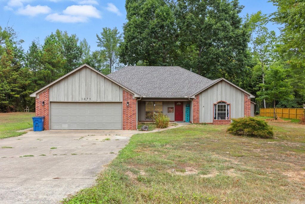 1073 Fox Hunt Trail, Alexander, AR 72002