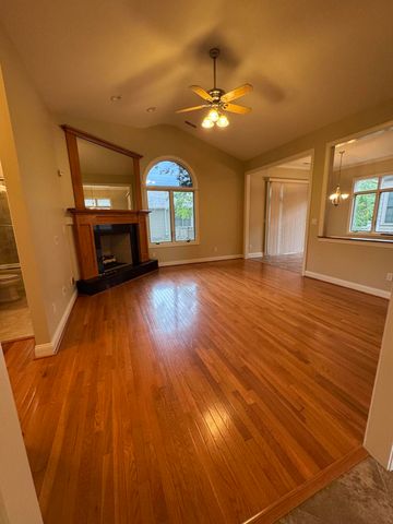 3513 Westbridge Drive, Valparaiso, IN 46383