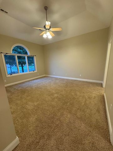 3513 Westbridge Drive, Valparaiso, IN 46383