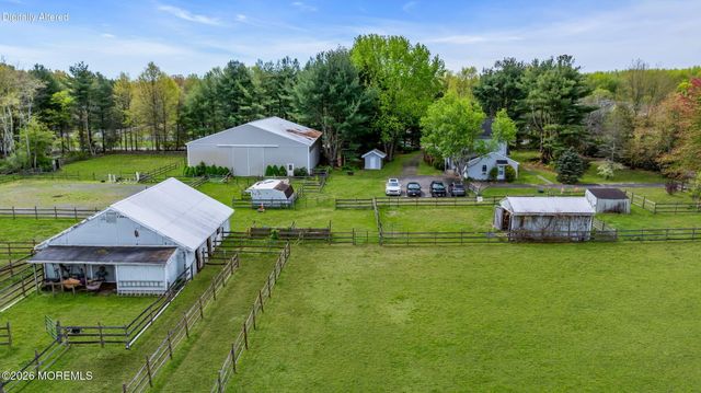 10 Daum Road, Manalapan, NJ 07726