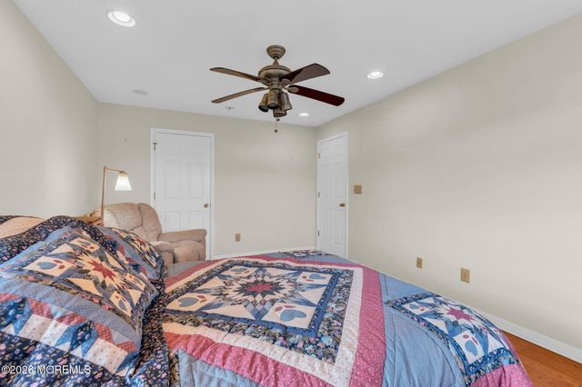 10 Daum Road, Manalapan, NJ 07726