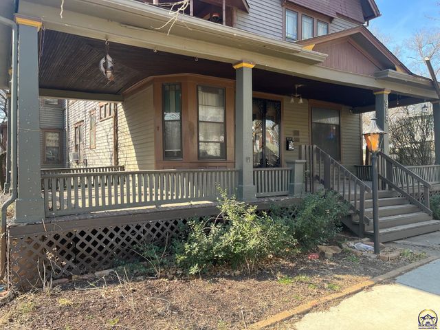 915 SW Munson AVE, Topeka, KS 66604