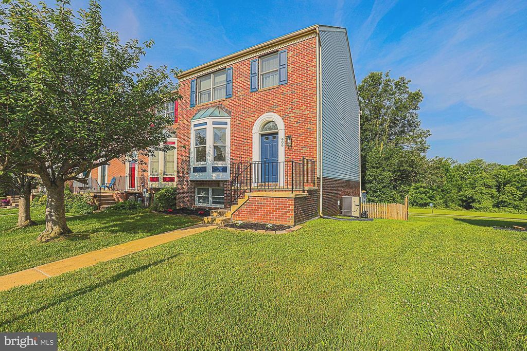 Image 1 of property listing at 906 BUCKLAND PL, Bel Air, MD 21014