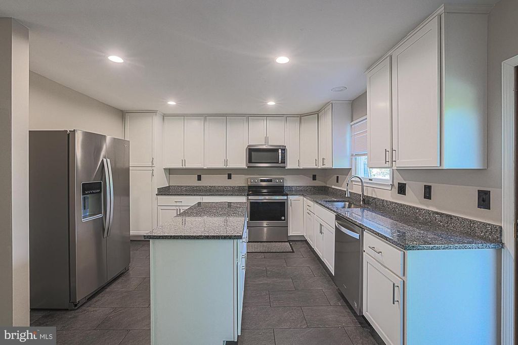Image 21 of property listing at 906 BUCKLAND PL, Bel Air, MD 21014