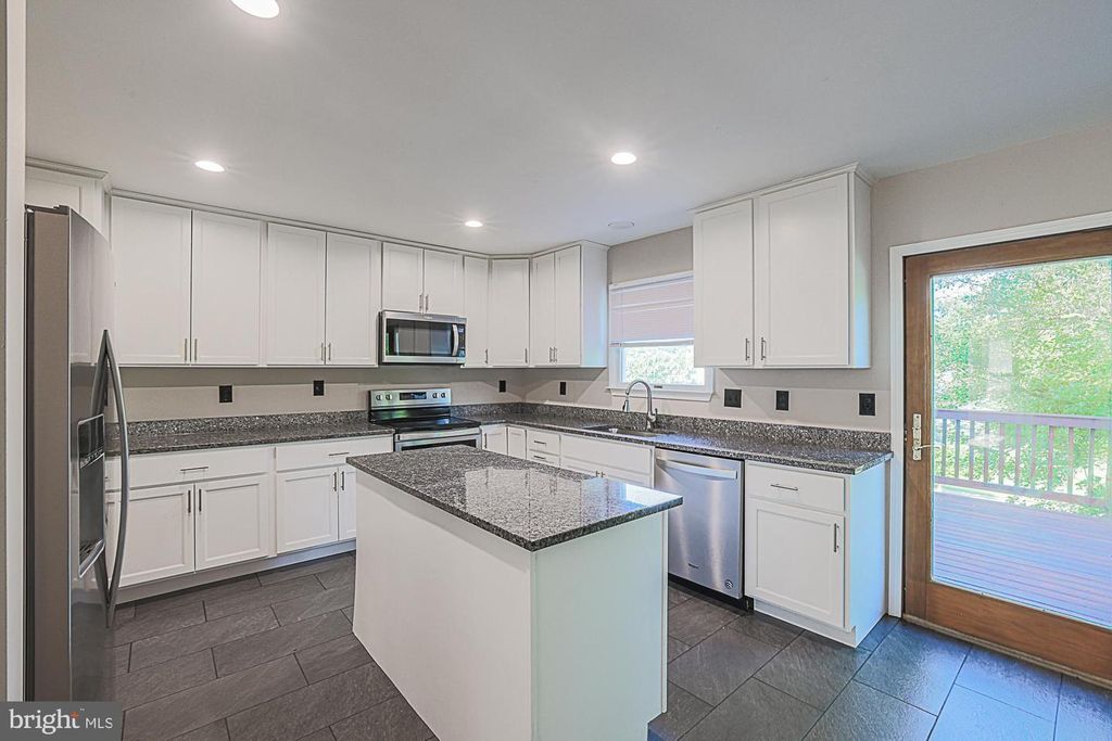 Image 22 of property listing at 906 BUCKLAND PL, Bel Air, MD 21014