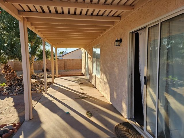 1804 E La Entrada Place, Fort Mohave, AZ 86426