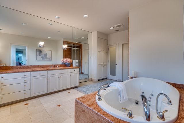 7435 Kenshire Lane, Dallas, TX 75230