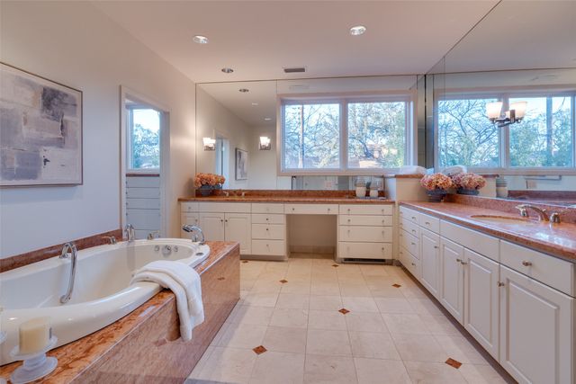 7435 Kenshire Lane, Dallas, TX 75230