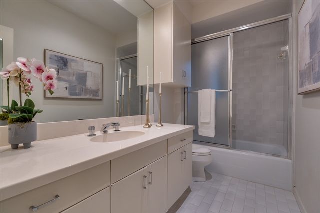 7435 Kenshire Lane, Dallas, TX 75230