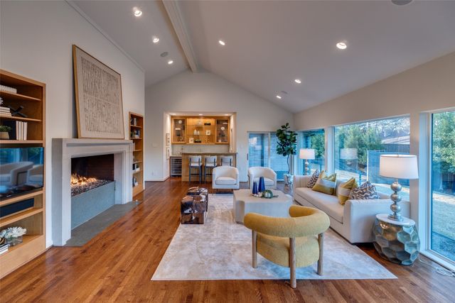 7435 Kenshire Lane, Dallas, TX 75230