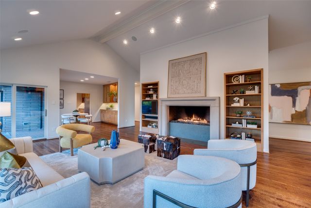 7435 Kenshire Lane, Dallas, TX 75230