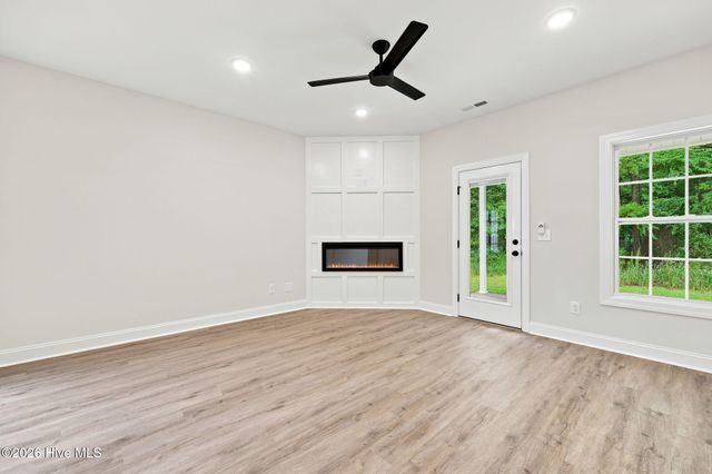 2004 Dartford Drive A, Greenville, NC 27834