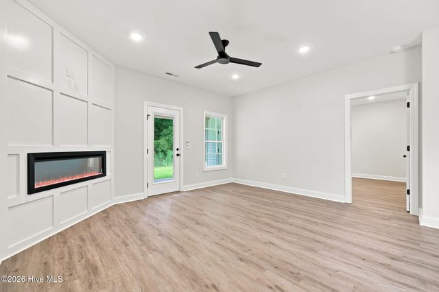 2004 Dartford Drive A, Greenville, NC 27834