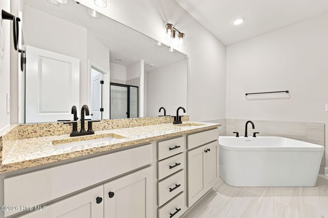 2004 Dartford Drive A, Greenville, NC 27834