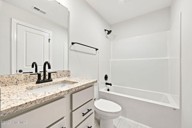 2004 Dartford Drive A, Greenville, NC 27834