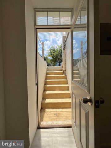 1278 MORSE ST NE, Washington, DC 20002