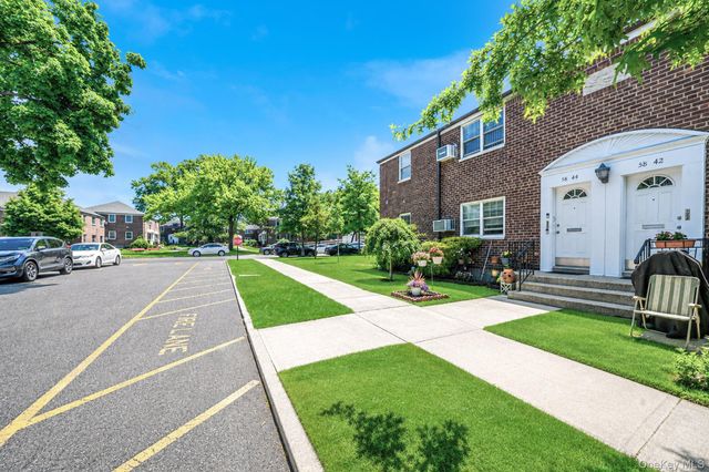 5844 251st Street 191, Little Neck, NY 11362