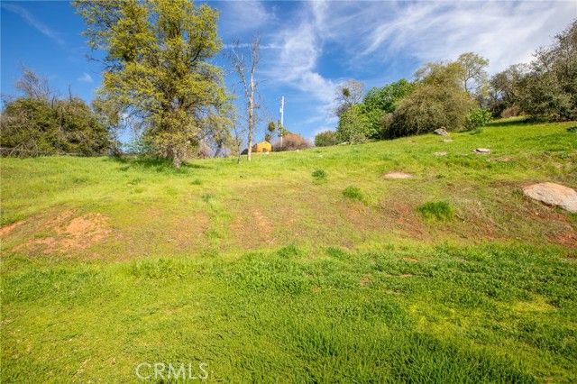 49980 Daffodil, Squaw Valley, CA 93675