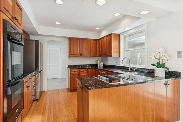 3018 Indianwood Road, Wilmette, IL 60091