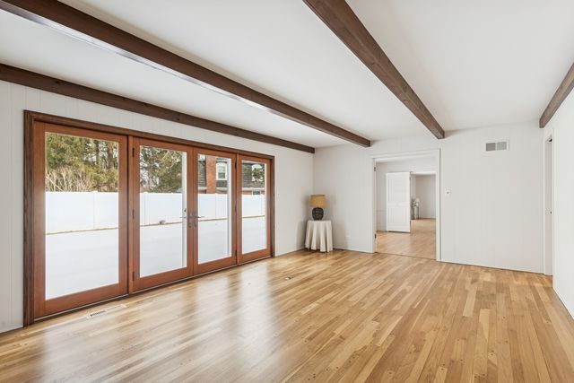 3018 Indianwood Road, Wilmette, IL 60091