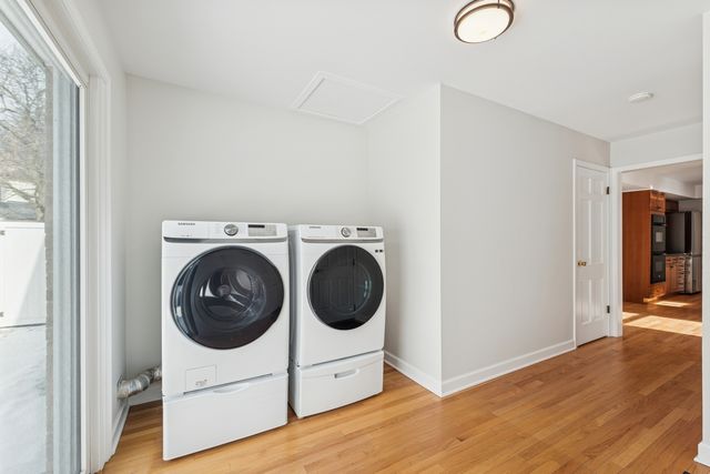 3018 Indianwood Road, Wilmette, IL 60091