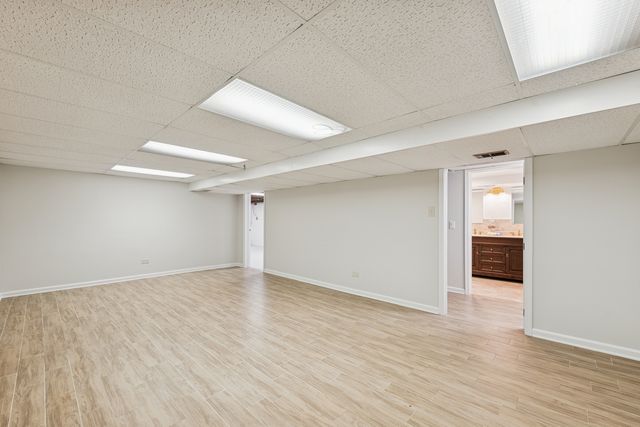 3018 Indianwood Road, Wilmette, IL 60091