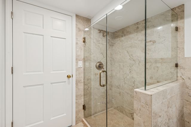 3018 Indianwood Road, Wilmette, IL 60091