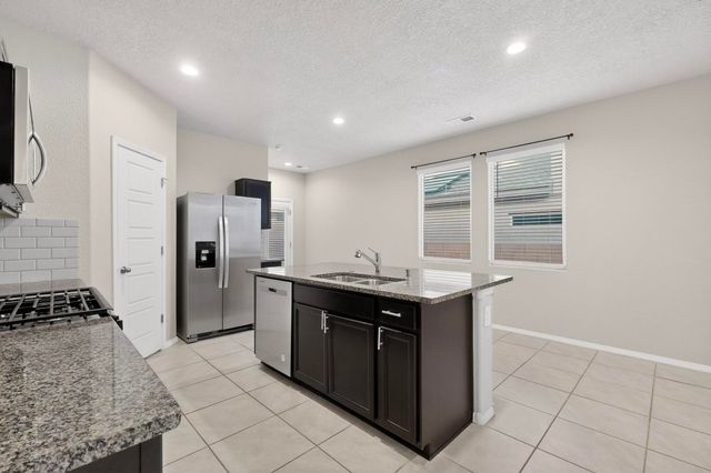 10713 Caresso Loop SW, Albuquerque, NM 87121