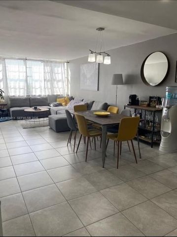 1301 NE Miami Gardens Dr 1111W, Miami, FL 33179