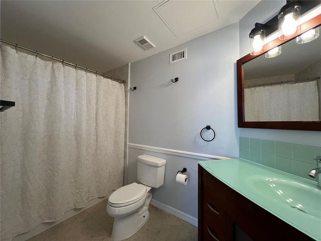2333 FEATHER SOUND DRIVE B104, Clearwater, FL 33762