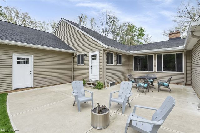 3596 Canterbury Road, Westlake, OH 44145