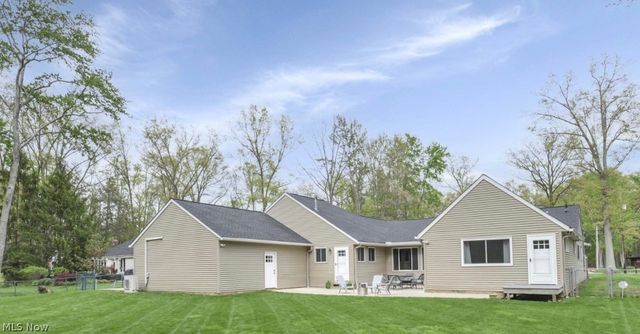 3596 Canterbury Road, Westlake, OH 44145