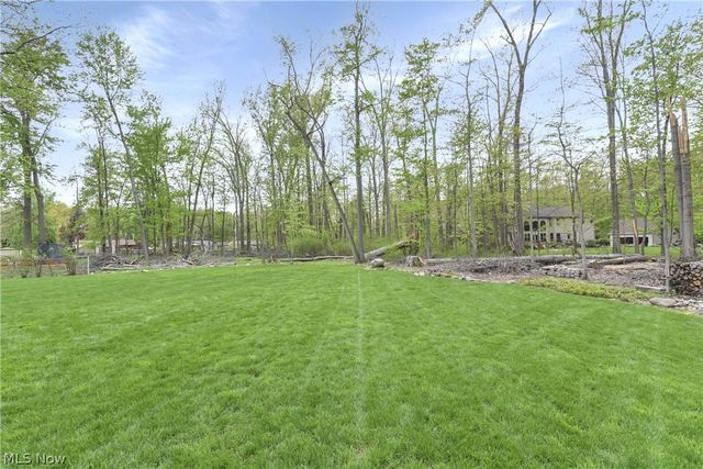 3596 Canterbury Road, Westlake, OH 44145