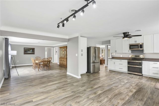 3596 Canterbury Road, Westlake, OH 44145