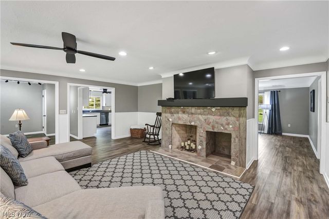 3596 Canterbury Road, Westlake, OH 44145