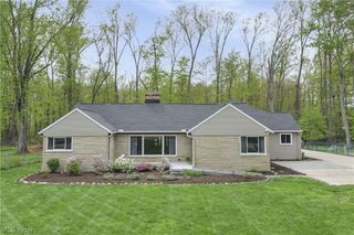 3596 Canterbury Road, Westlake, OH 44145