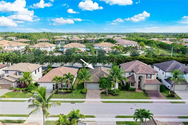 9409 Glenforest DR, Naples, FL 34120