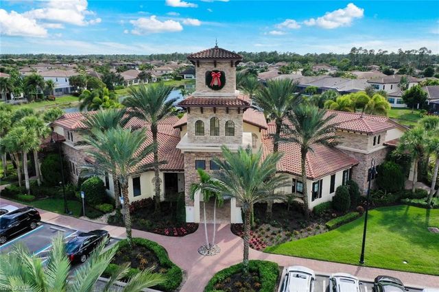 9409 Glenforest DR, Naples, FL 34120