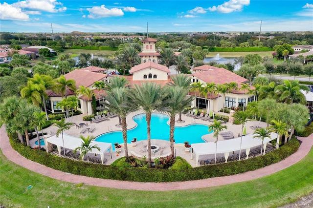 9409 Glenforest DR, Naples, FL 34120