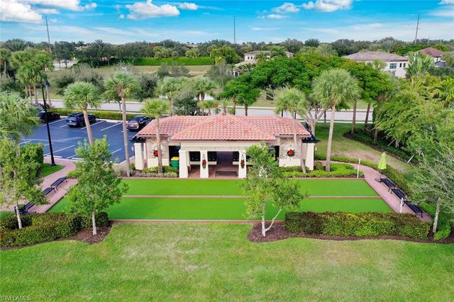 9409 Glenforest DR, Naples, FL 34120