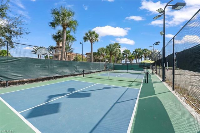 9409 Glenforest DR, Naples, FL 34120