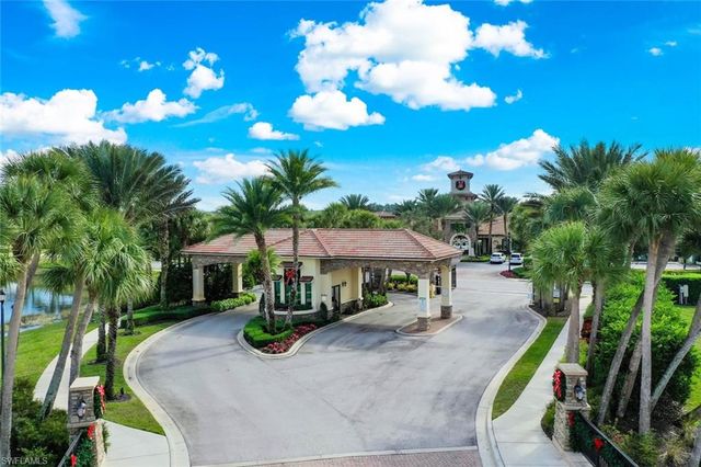 9409 Glenforest DR, Naples, FL 34120