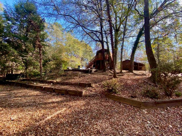 231 W Seminole Drive, Byron, GA 31008