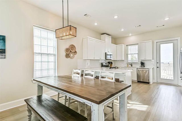 23500 San Luis Pass Road 7, Galveston, TX 77554