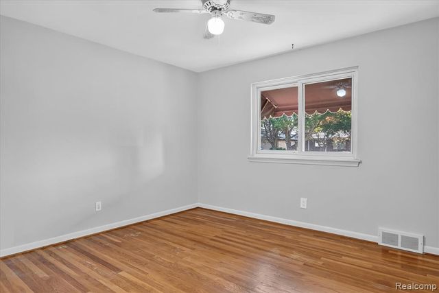 15109 Susanna Street, Livonia, MI 48154