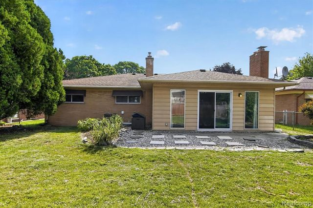 15109 Susanna Street, Livonia, MI 48154