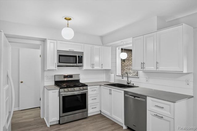15109 Susanna Street, Livonia, MI 48154