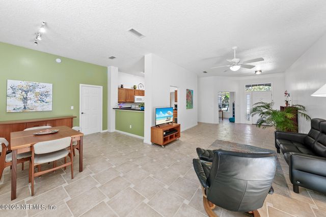 3807 UNION PACIFIC Drive W, Jacksonville, FL 32246