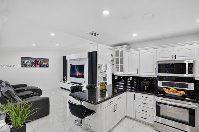 17075 SW 145th Ave, Miami, FL 33177